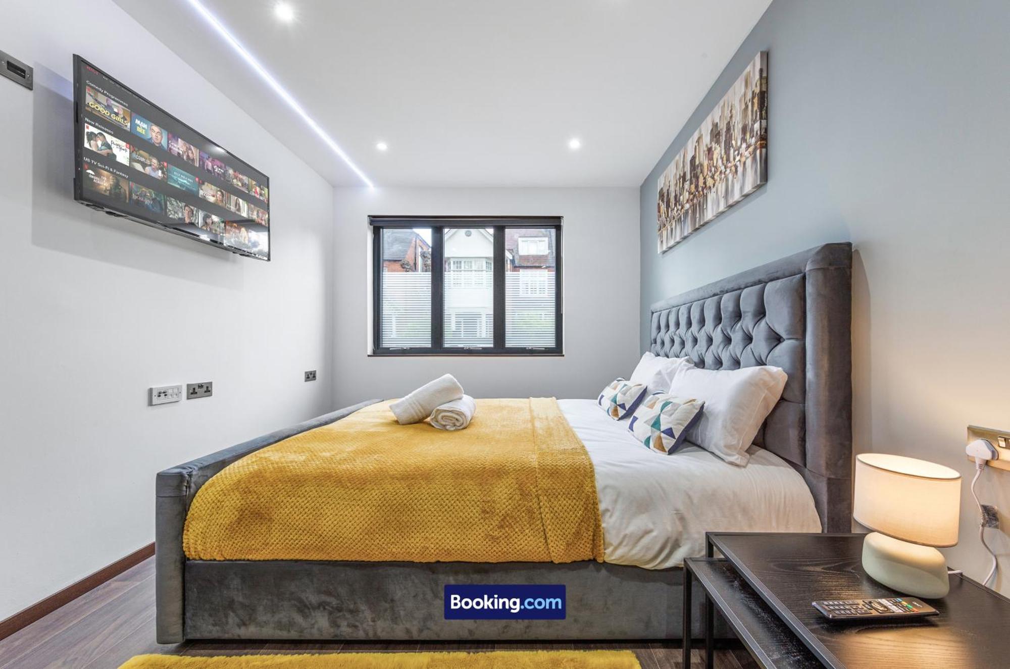 Stylish Studio Apt By Stay Smart Short Lets & Serviced Accommodation Woodstock With Free Wifi London Eksteriør bilde