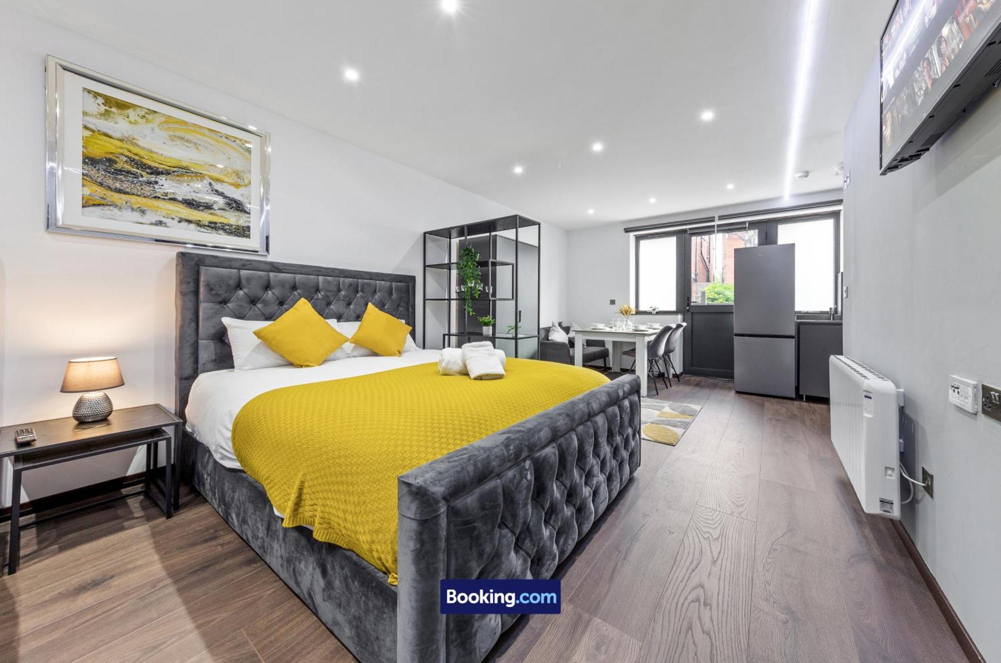Stylish Studio Apt By Stay Smart Short Lets & Serviced Accommodation Woodstock With Free Wifi London Eksteriør bilde
