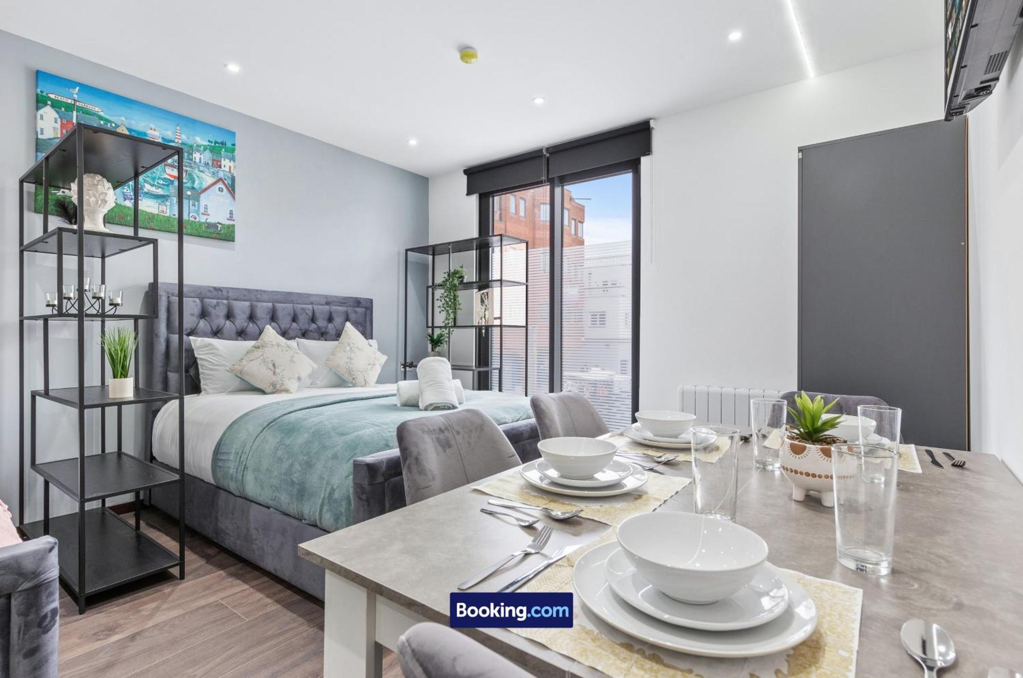 Stylish Studio Apt By Stay Smart Short Lets & Serviced Accommodation Woodstock With Free Wifi London Eksteriør bilde